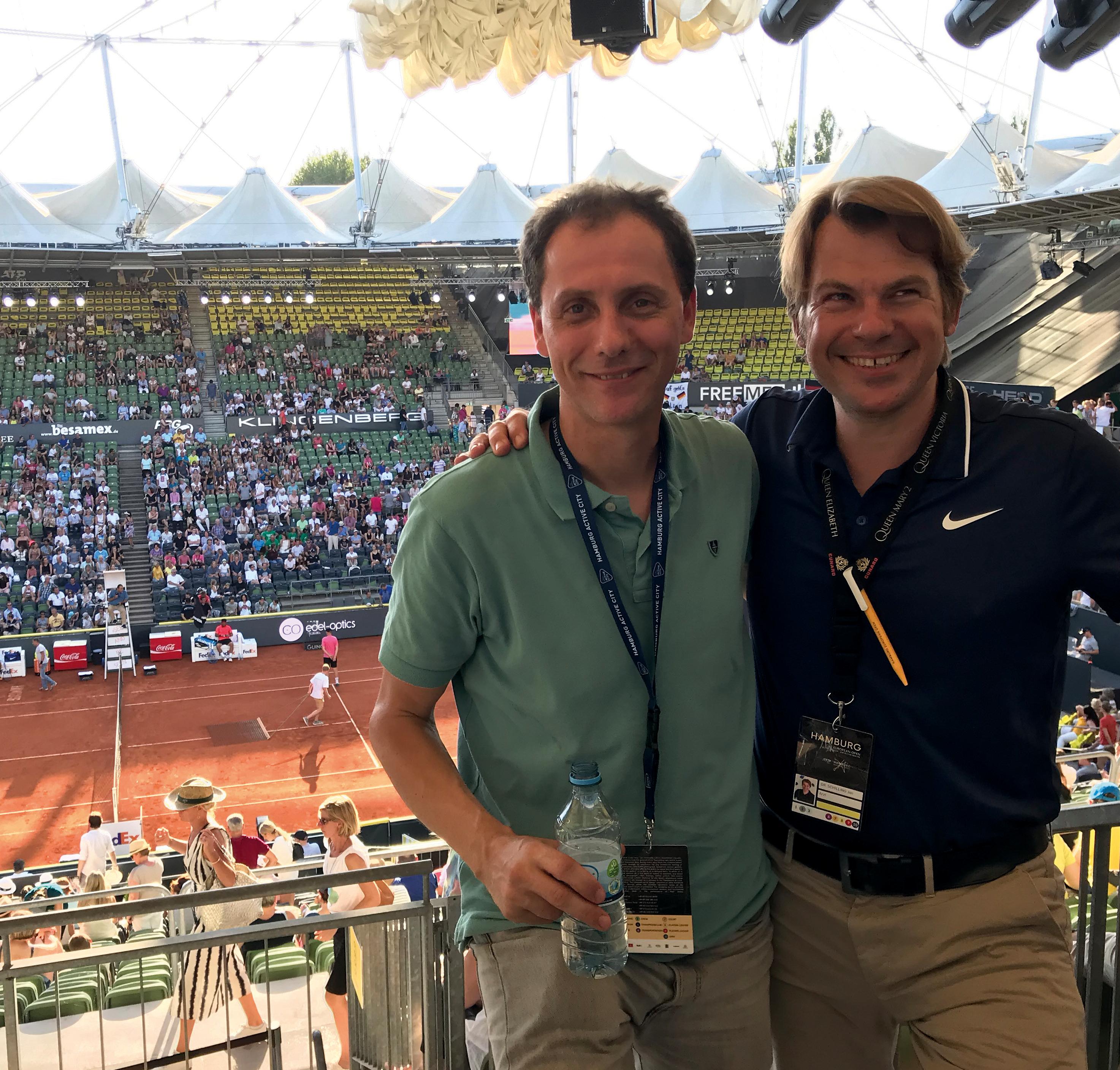 Dr. Volker Carrero (l.) und Dr. Jan Schilling betreuen die Profis am Rothenbaum. Dr. Volker Carrero (l.) und Dr. Jan Schilling betreuen die Profis am Rothenbaum.