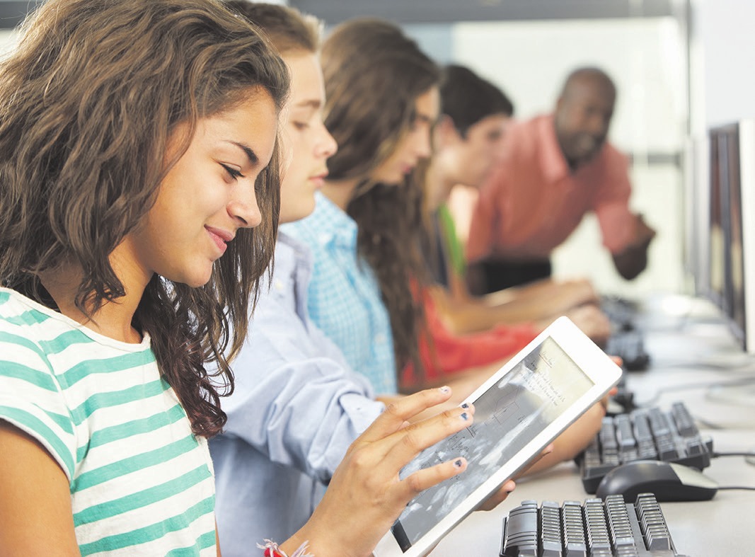 Technisch begabt oder ein musikalisches Talent: Jede Schule fördert anders Fotos: thinkstock, GettyImages Technisch begabt oder ein musikalisches Talent: Jede Schule fördert anders Fotos: thinkstock, GettyImages