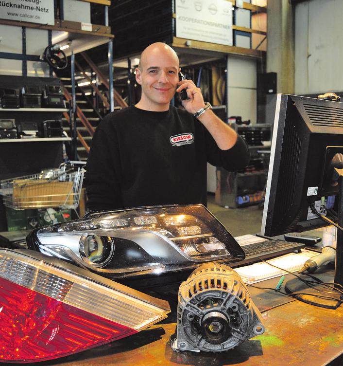 Antonio Kahlbrock verkauft Teile beim Autoverwerter Kiesow Antonio Kahlbrock verkauft Teile beim Autoverwerter Kiesow