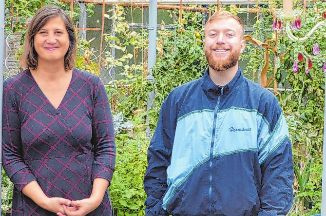 Antje Hoepner und Lukas Wenrich von Tiny Farming Bergstedt i.G. Foto: Susanne Lorenz Antje Hoepner und Lukas Wenrich von Tiny Farming Bergstedt i.G. Foto: Susanne Lorenz