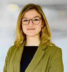 Lena Baltes leitet das Projekt „digital dabei“ im Albertinen Haus Foto: Stoltenberg Lena Baltes leitet das Projekt „digital dabei“ im Albertinen Haus Foto: Stoltenberg