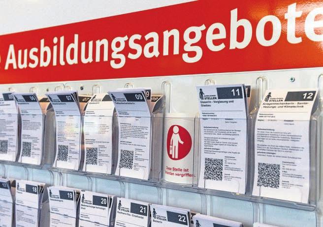 Jedes Jahr bleiben überall in Deutschland Lehrstellen unbesetzt. FOTO: JENS KALAENE /DPA Jedes Jahr bleiben überall in Deutschland Lehrstellen unbesetzt. FOTO: JENS KALAENE /DPA