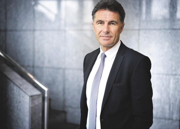 Bernd Appel ist Motor und Herz des Unternehmens, das auf Basis von Datenanalysen Geschäftsprozesse in der Logistik-, Luftfahrt-, Automobil-, Energie-, Gesundheits-, Tourismus- und Verlagsbranche effizienter gestaltet Fotos: lhind Bernd Appel ist Motor und Herz des Unternehmens, das auf Basis von Datenanalysen Geschäftsprozesse in der Logistik-, Luftfahrt-, Automobil-, Energie-, Gesundheits-, Tourismus- und Verlagsbranche effizienter gestaltet Fotos: lhind