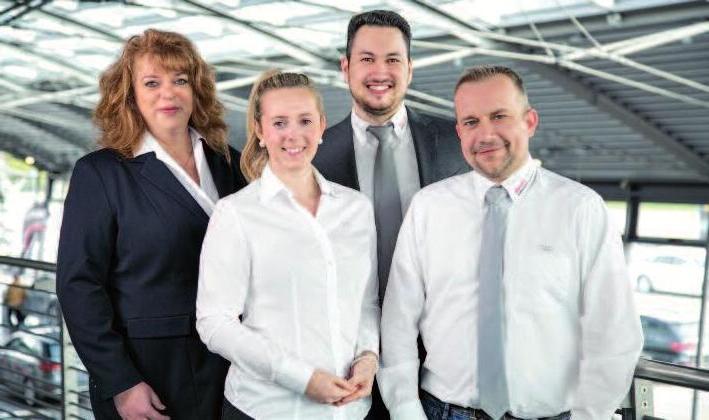 (v.l.n.r.) Kathleen Bell, Jennifer Tuslow, Lennart Bayu Prajitno, Dennis Schrader. Foto: Franziska*Glueck (v.l.n.r.) Kathleen Bell, Jennifer Tuslow, Lennart Bayu Prajitno, Dennis Schrader. Foto: Franziska*Glueck