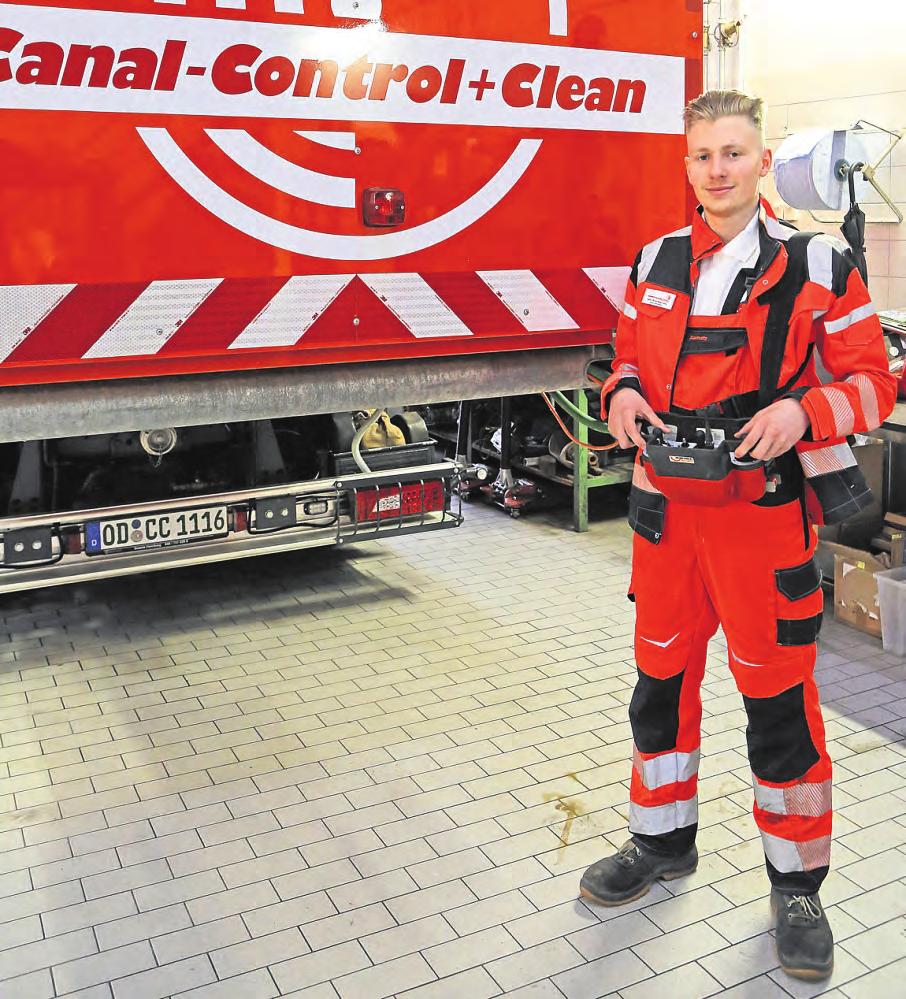 Iven Otto Karnatz, Auszubildender bei Canal-Control+Clean F.: VICTORIA GROSSE Iven Otto Karnatz, Auszubildender bei Canal-Control+Clean F.: VICTORIA GROSSE