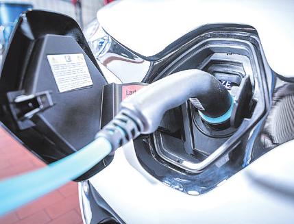 Autos mit alternativen Antrieben werden auch in Hamburg immer beliebter Foto: ProMotor/T.Volz Autos mit alternativen Antrieben werden auch in Hamburg immer beliebter Foto: ProMotor/T.Volz
