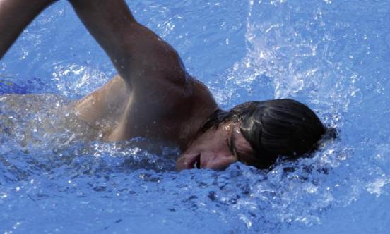 Schwimmen ist ideal auch für ältere Menschen und hält fit