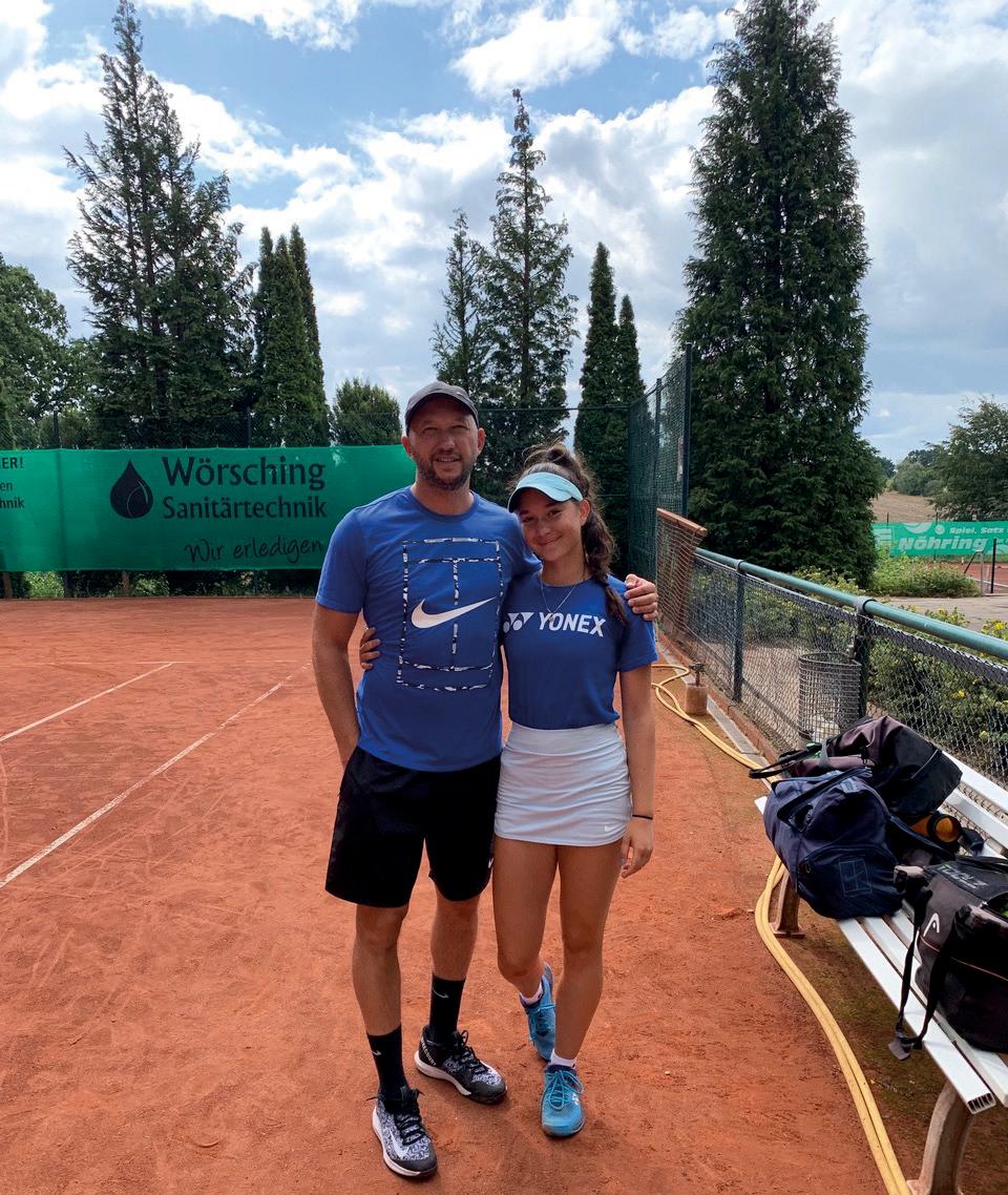 Eva und Vladimir Lys, Vater und Trainer. Foto Lys  Eva und Vladimir Lys, Vater und Trainer. Foto Lys
