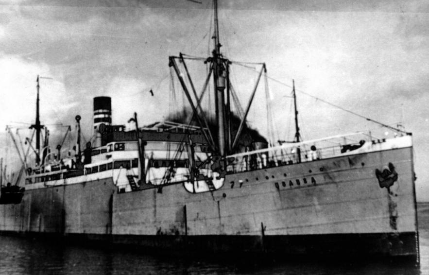 Die „Muansa“ wurde 1911 bei der Werft Bremer Vulkan für die Reederei Deutsche Ost-Afrika-Linie (DOAL) gebaut. Bei Ausbruch des Ersten Weltkrieges brachte die Besatzung das Schiff in Argentinien in Sicherheit und 1920 wurde es nach Deutschland zurückgeschleppt.